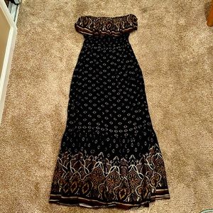 Gianni Bini Strapless Maxi Dress! Size Small